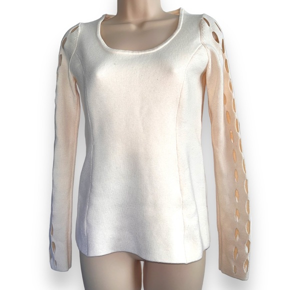 Ellie Tahari extra fine merino wool cut out Creme sweater top size Xs - Picture 1 of 8